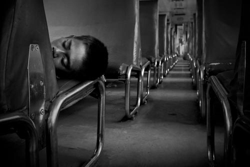 ˯�ڻ�܇�ϵ������к�